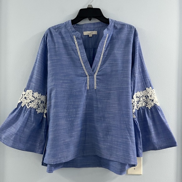 LOFT Tops - EUC Loft Embroidered Bell Sleeve Tunic Top